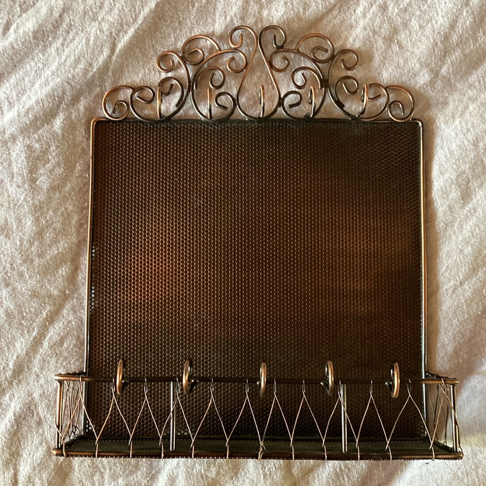 Metal Earring & Necklace Wall Organizer